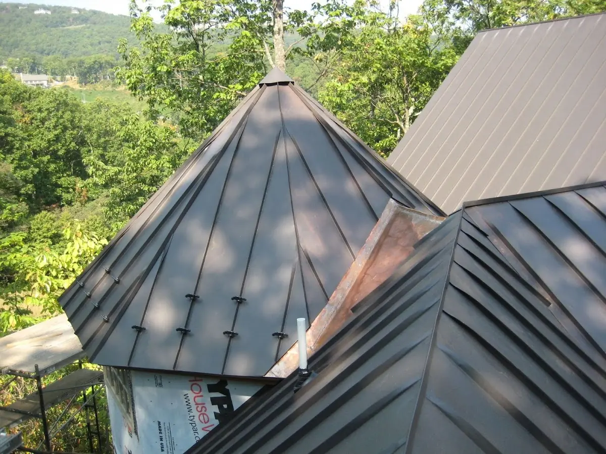 Professional Shingle Replacement & Repair by Craftsman Roofing in Guinda